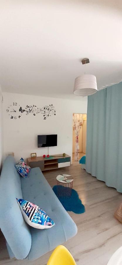 Lennida Studio Apartman Kavran Exterior foto